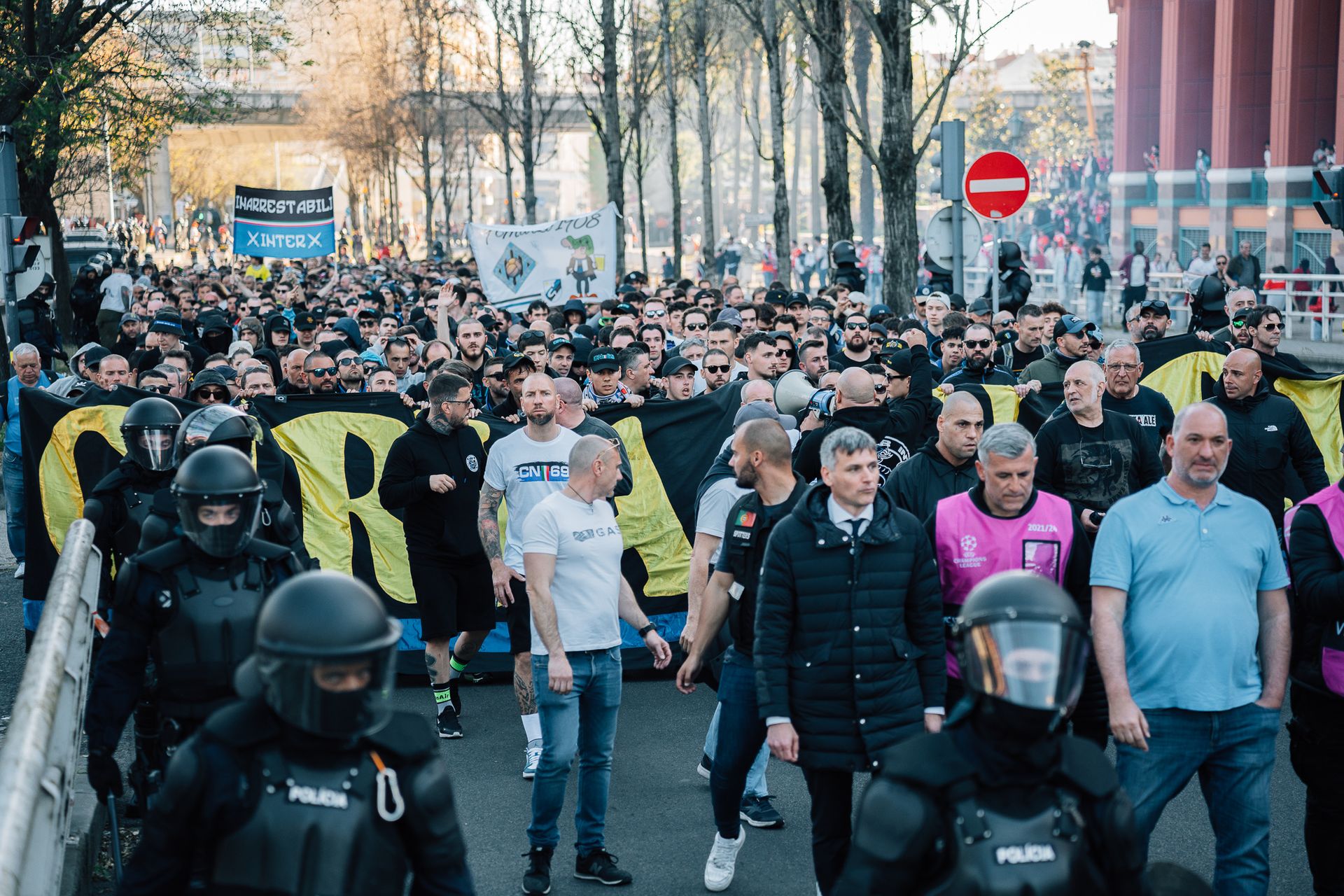 Benfica - Inter de Milão - 2 - 0