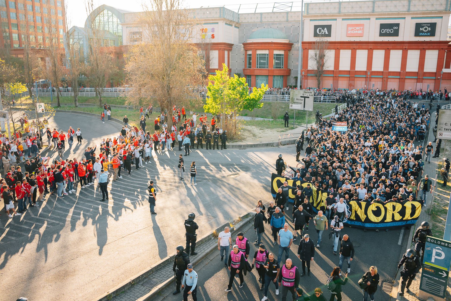Benfica - Inter de Milão - 2 - 0
