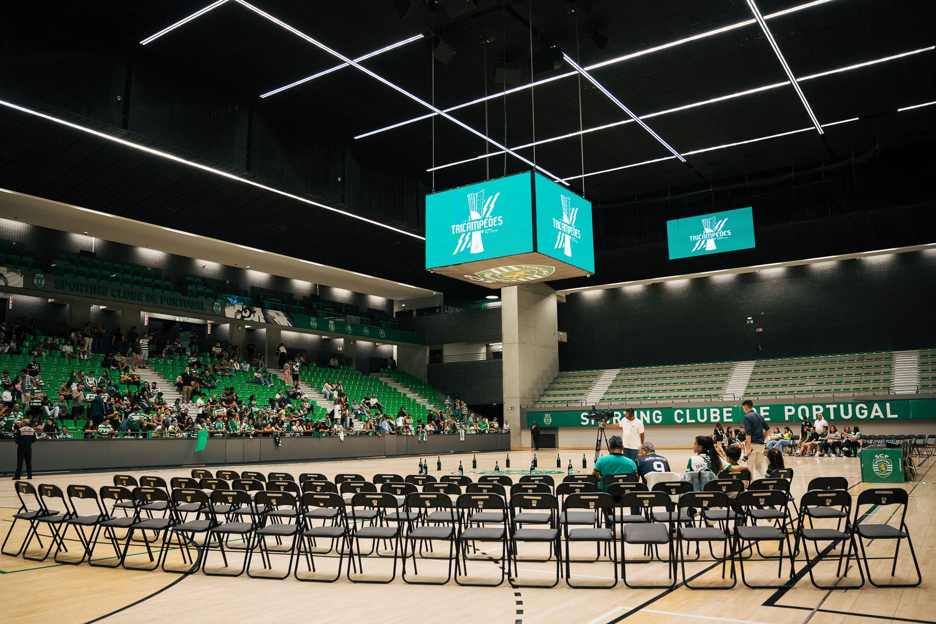 Sporting C.P // Tricampeão Nacional FutSal - 2 - 0