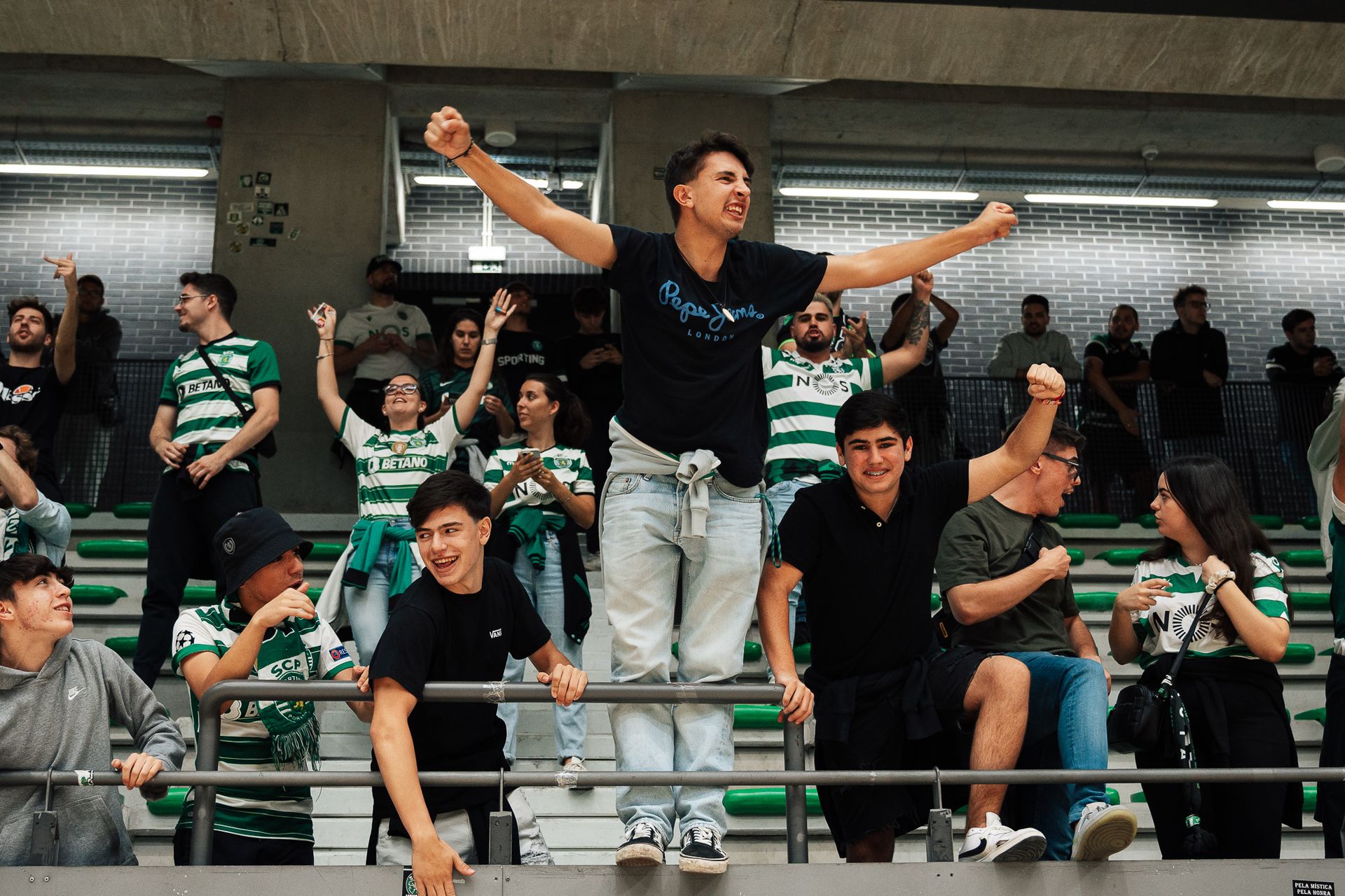 Sporting C.P // Tricampeão Nacional FutSal - 2 - 0