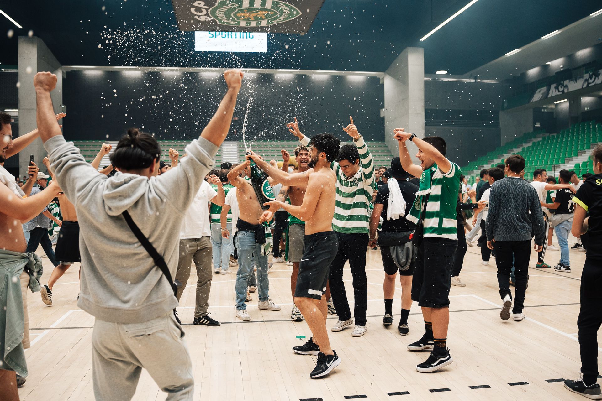 Sporting C.P // Tricampeão Nacional FutSal - 2 - 0
