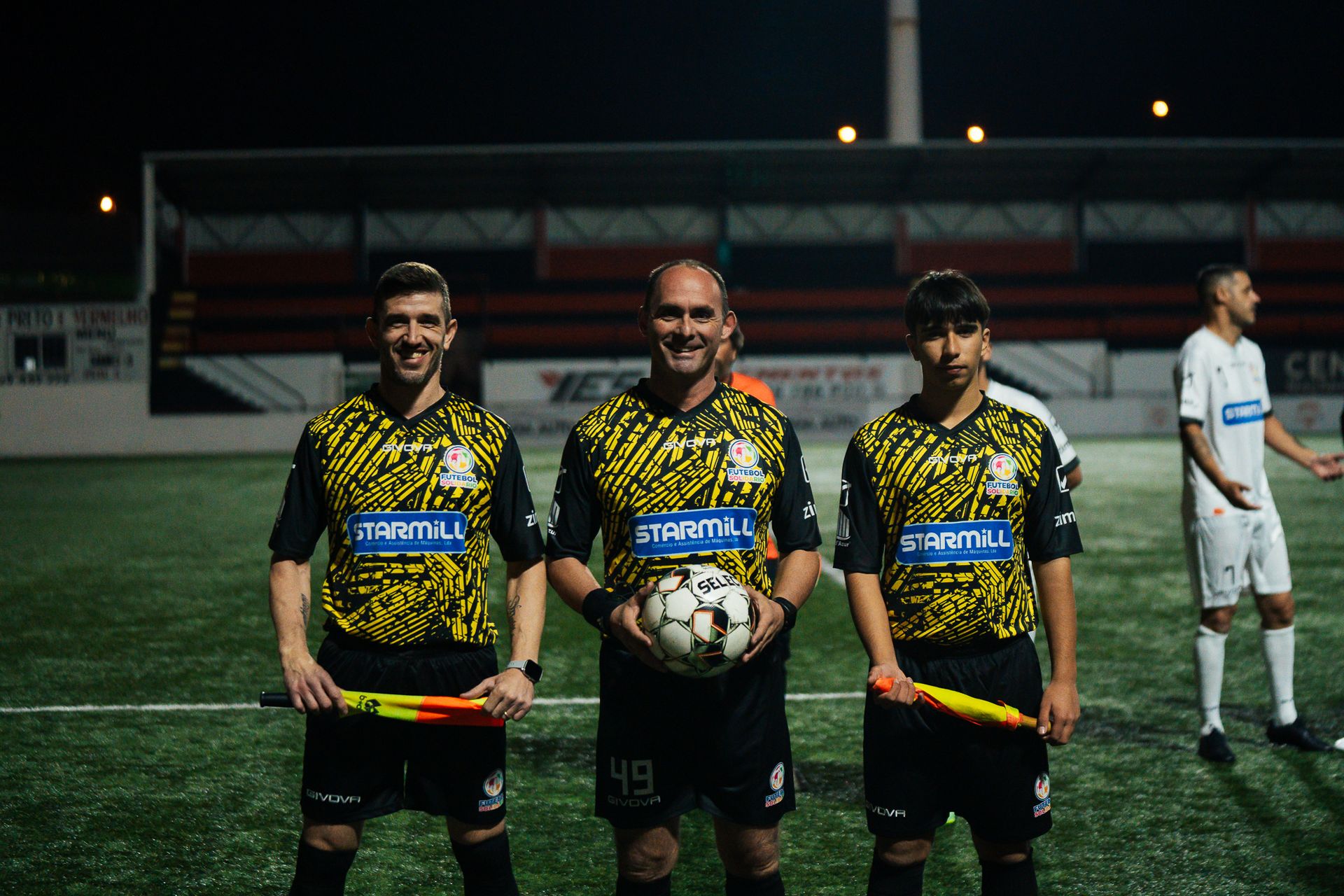 Futebol Solidário no Estádio do Sacavém - 2 - 0