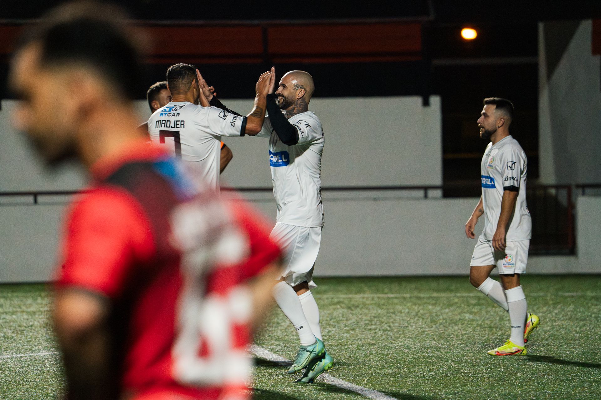 Futebol Solidário no Estádio do Sacavém - 2 - 0