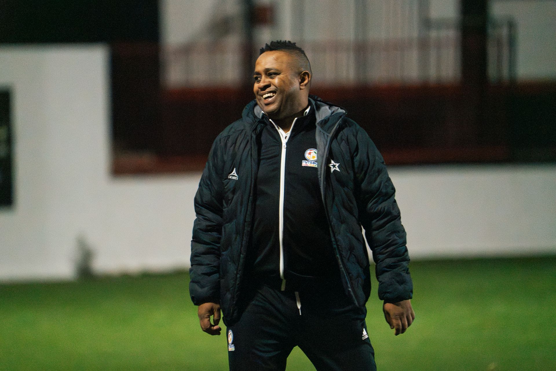 Futebol Solidário no Estádio do Sacavém - 2 - 0