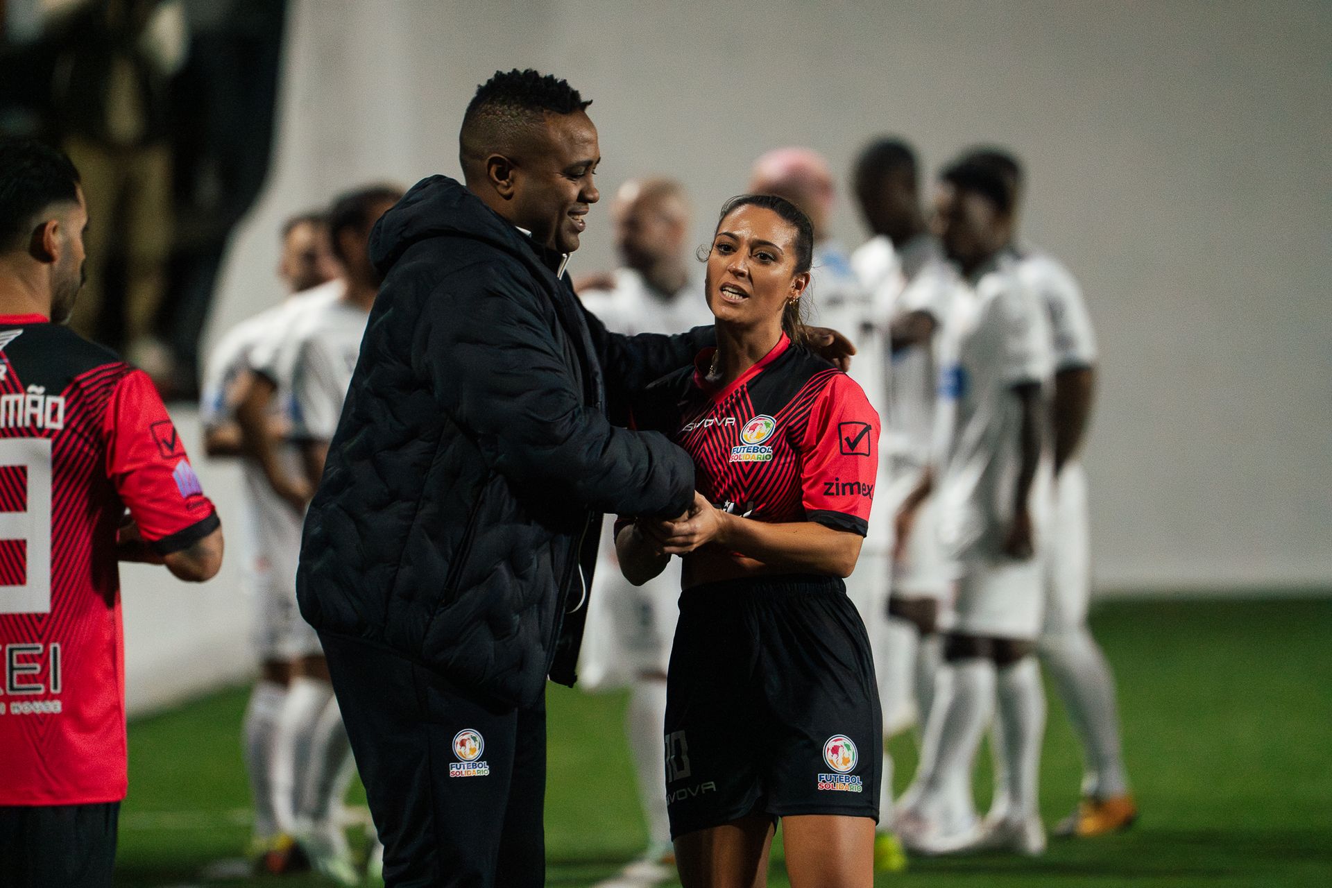 Futebol Solidário no Estádio do Sacavém - 2 - 0