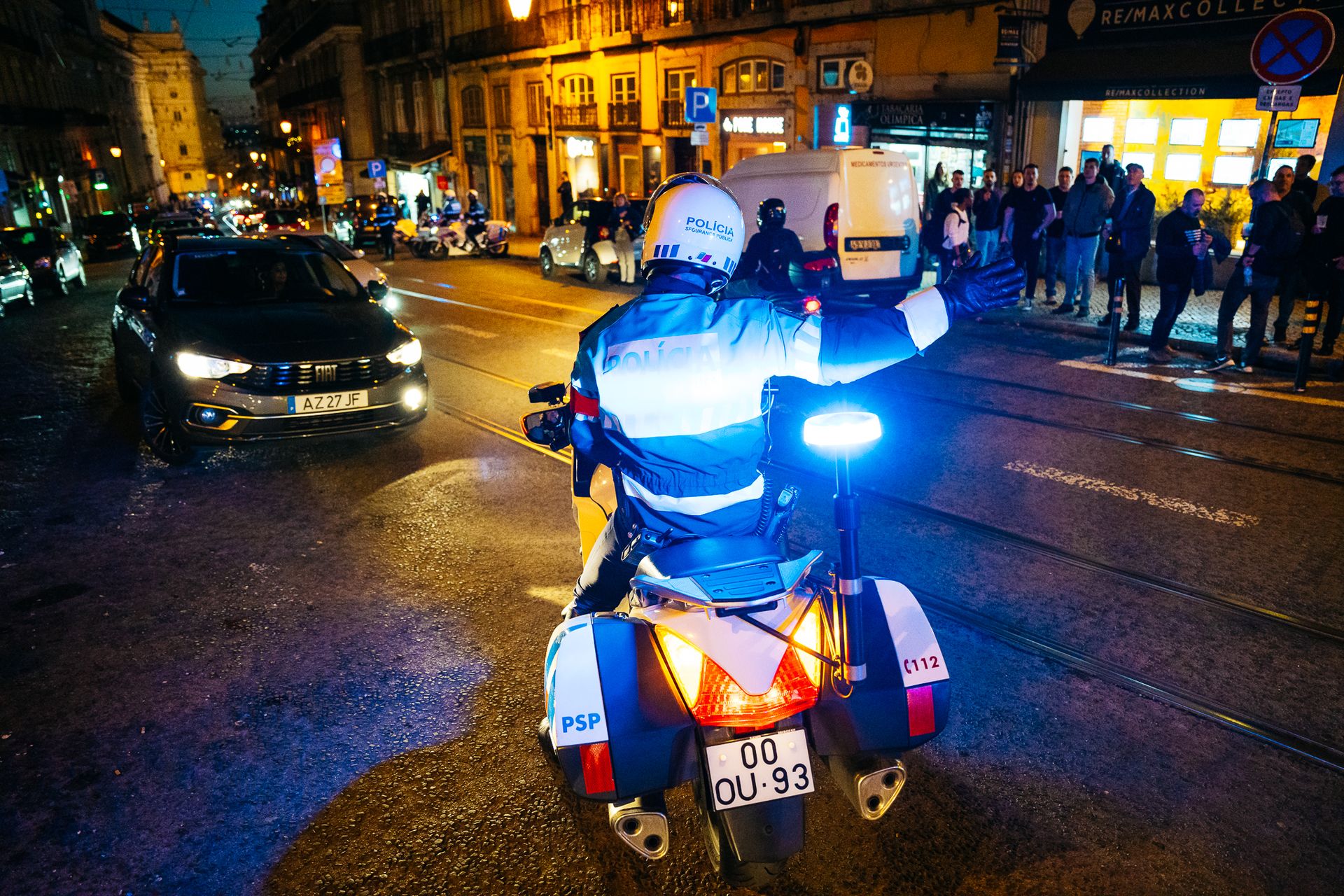 Concentração de Polícias - 2 - 0