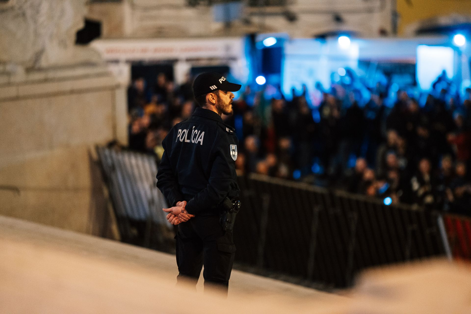 Concentração de Polícias - 2 - 0