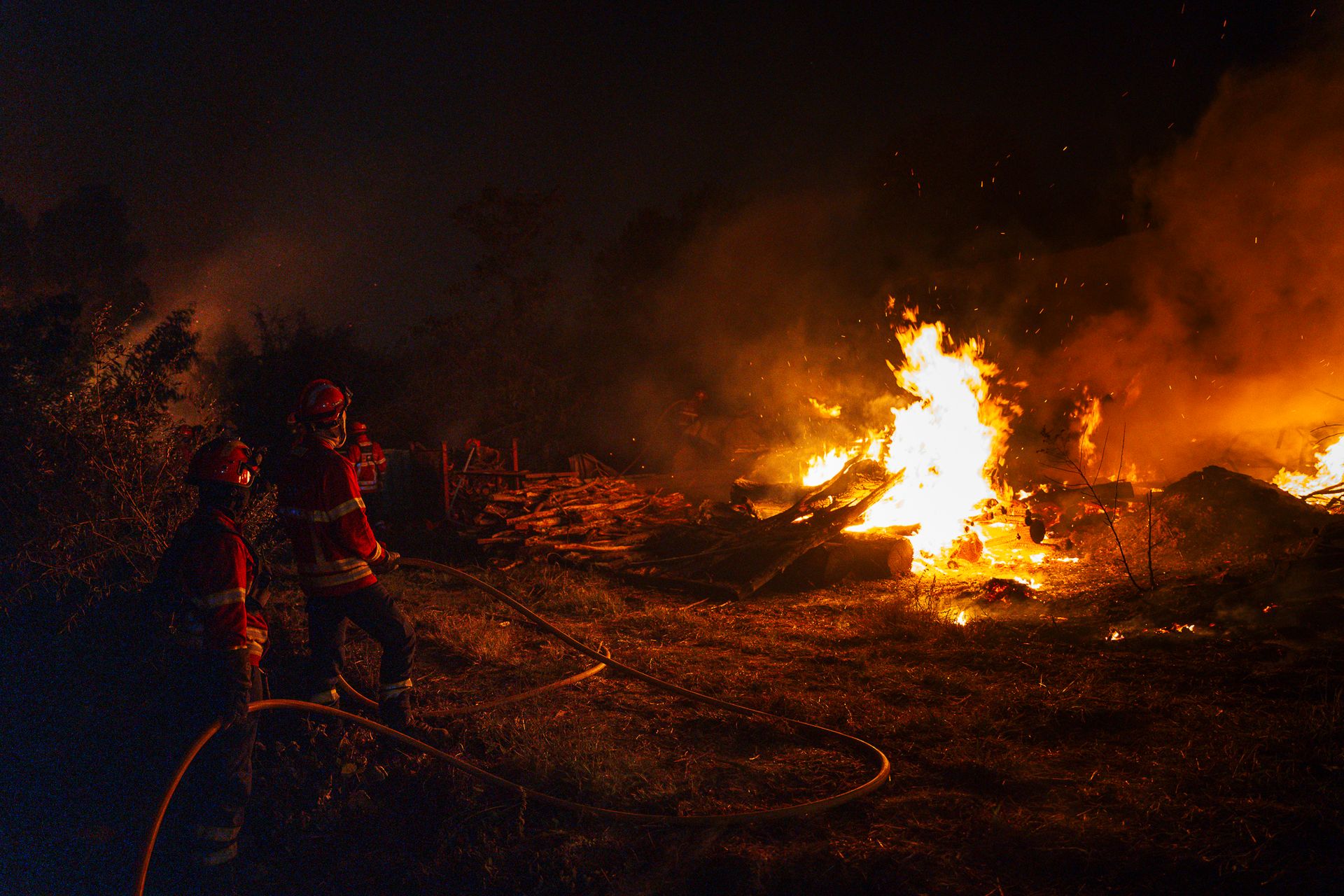 "Os Heróis" das Chamas - 2 - 0