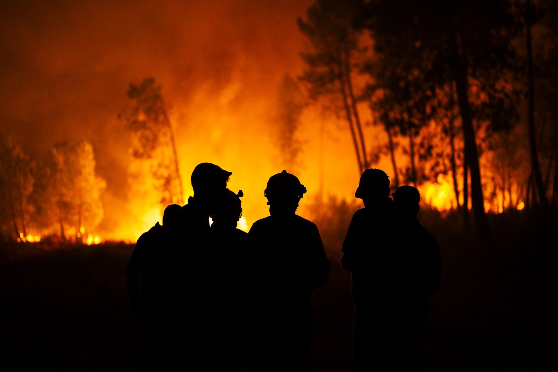 "Os Heróis" das Chamas - 2 - 0