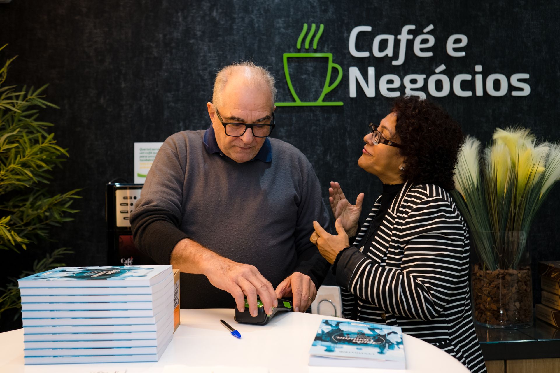 Lançamento do livro Ajuda Genuína - 2 - 86