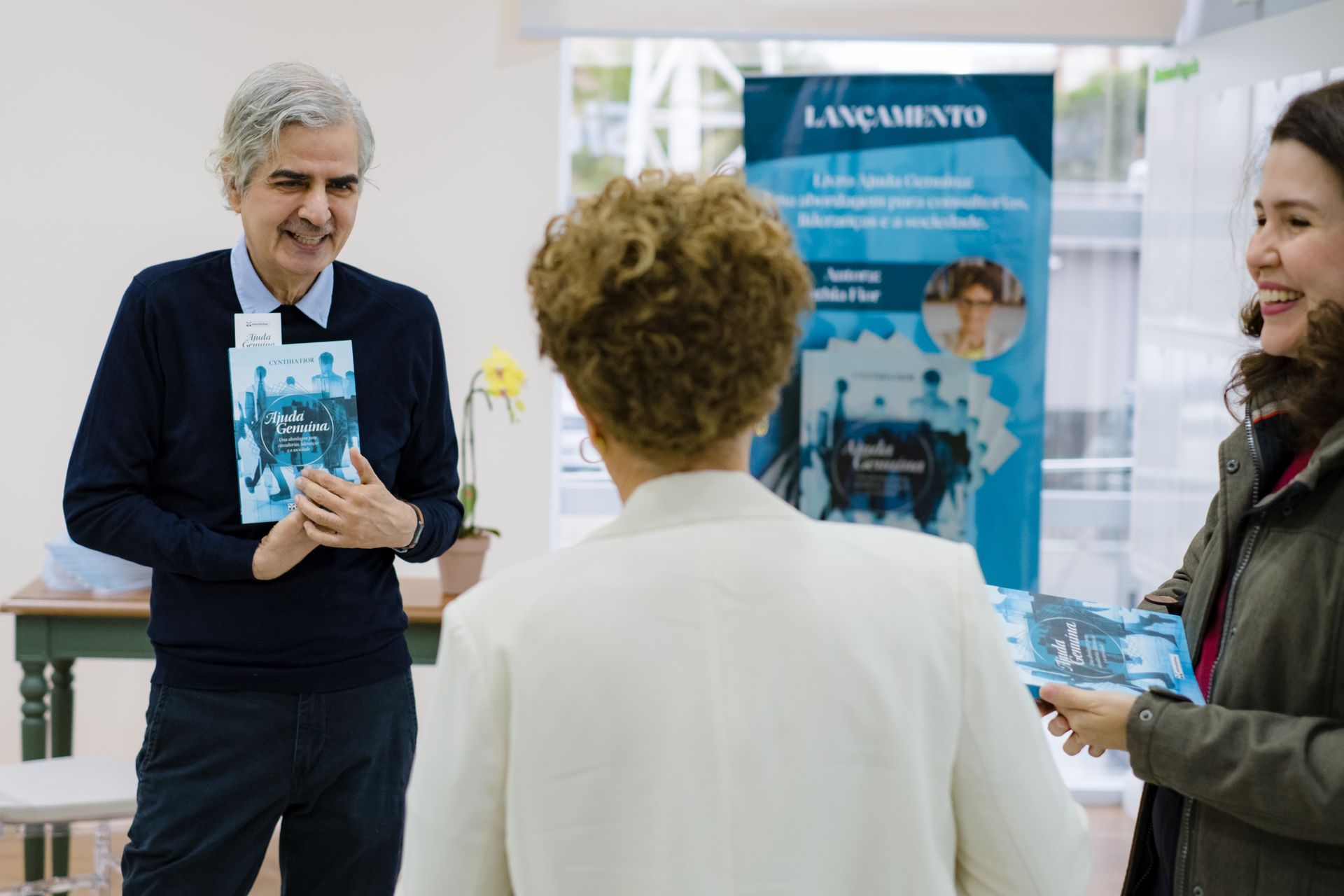 Lançamento do livro Ajuda Genuína - 2 - 48