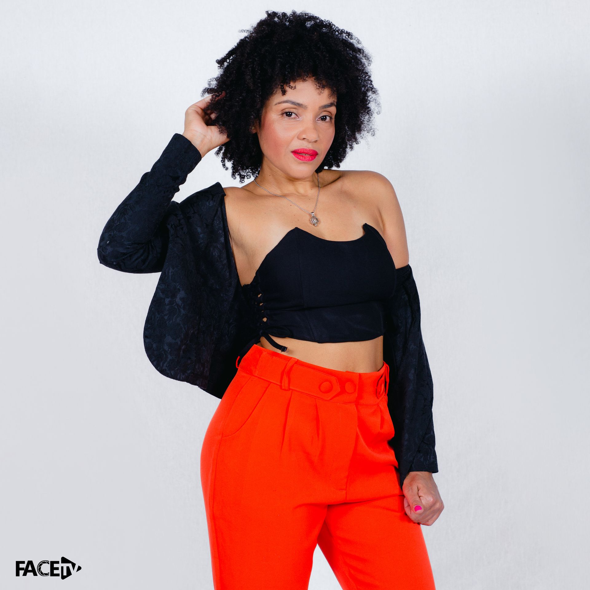 Edna Amparo - 3 - 12