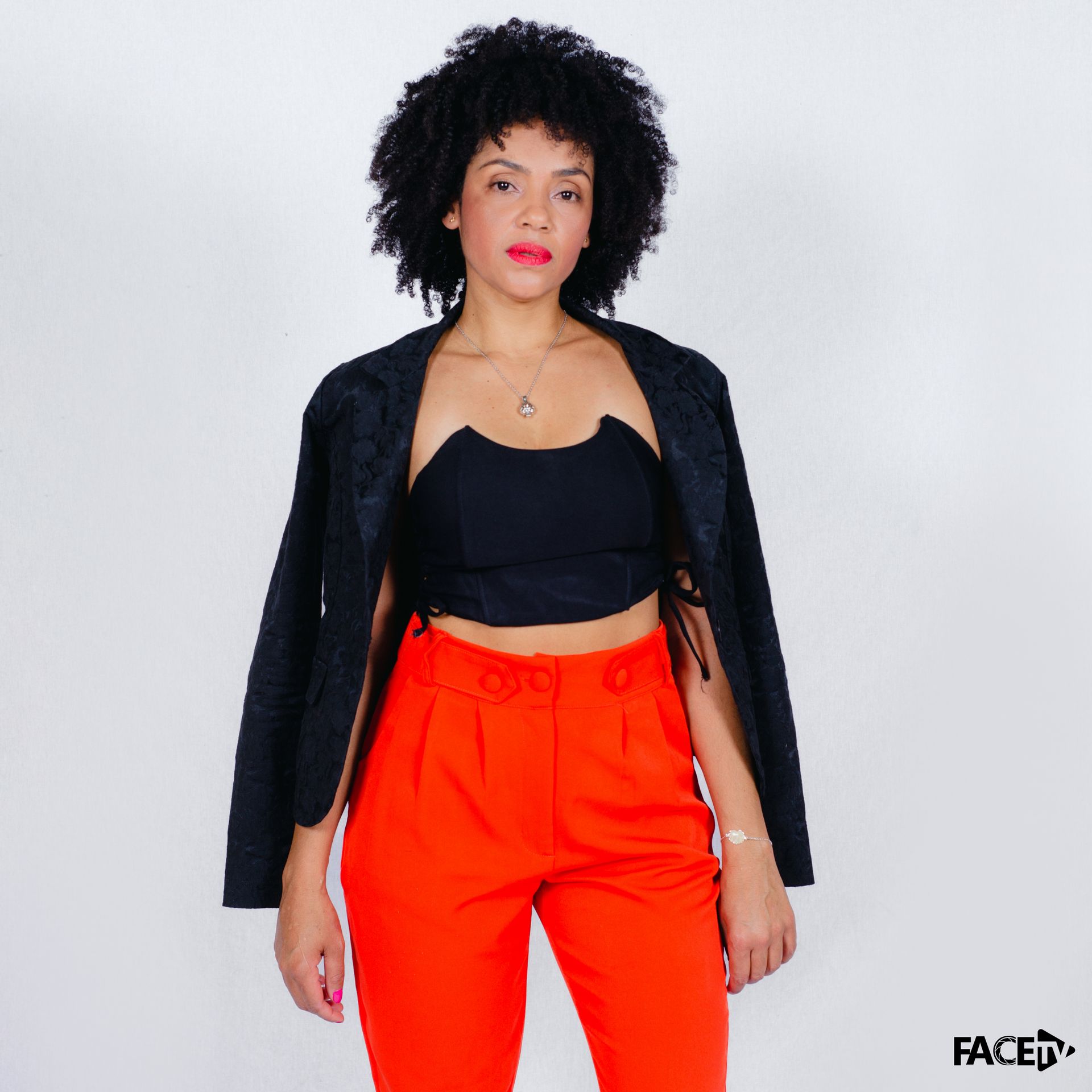 Edna Amparo - 3 - 14