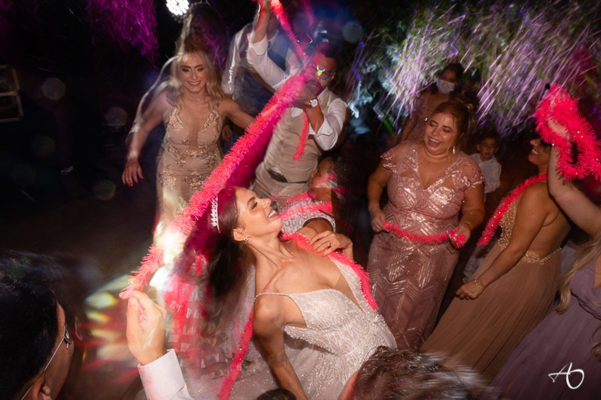 Casamento da Jordany e Phelipe em BH Minas Gerais - 2 - 0