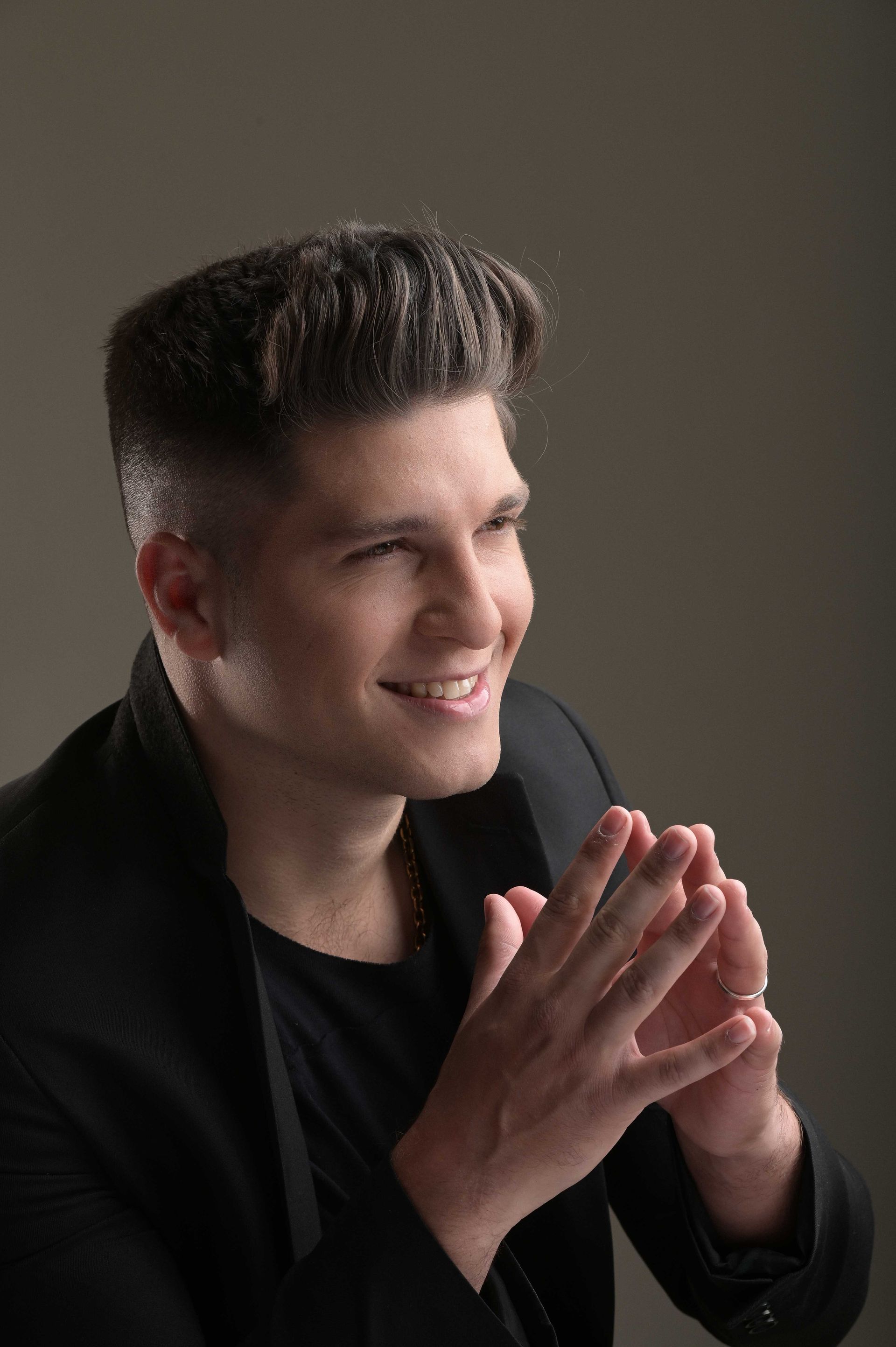 Fotos Corporativas para Cantores: Capturando a Essência de Matheus Ferreira - 2 - 2