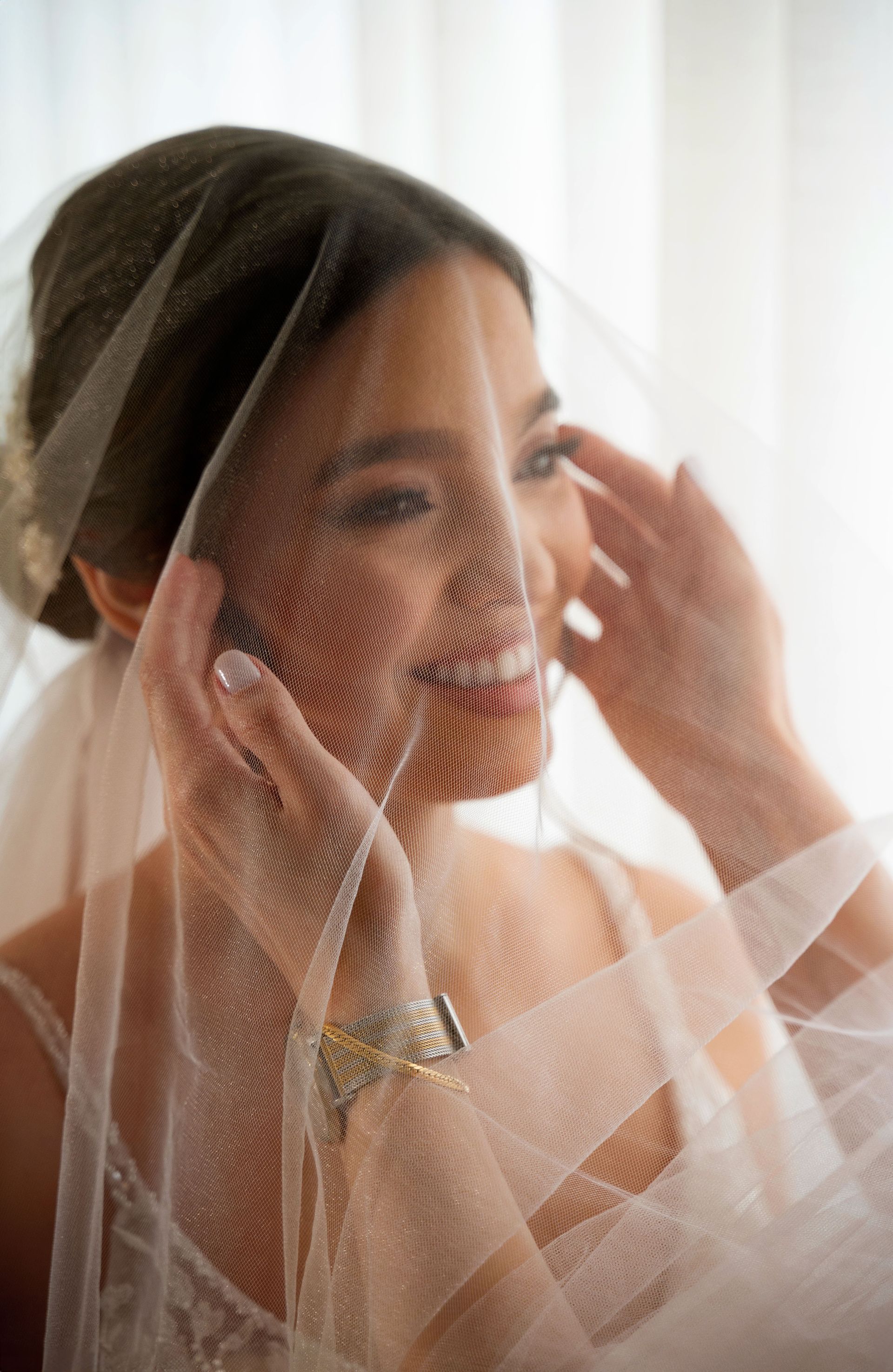 “Joice Capoli: Consultoria de Imagem para Noivas – Uma Nova Tendência no Universo dos Casamentos” - 2 - 0