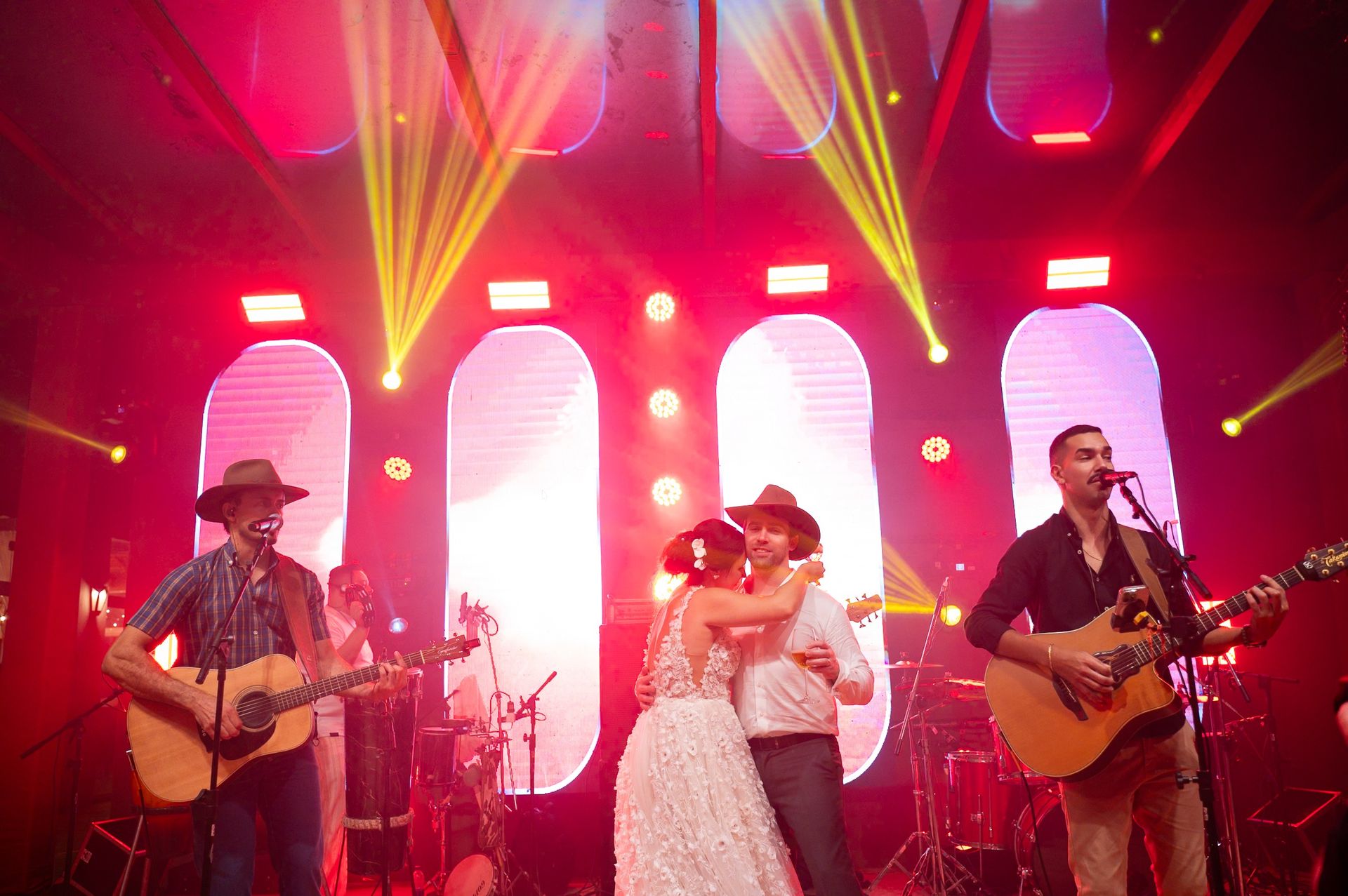 Casamento em Rifaina SP na Beira do Rio Grande — Um Wedding Dream ao Pôr do Sol - 3 - 72