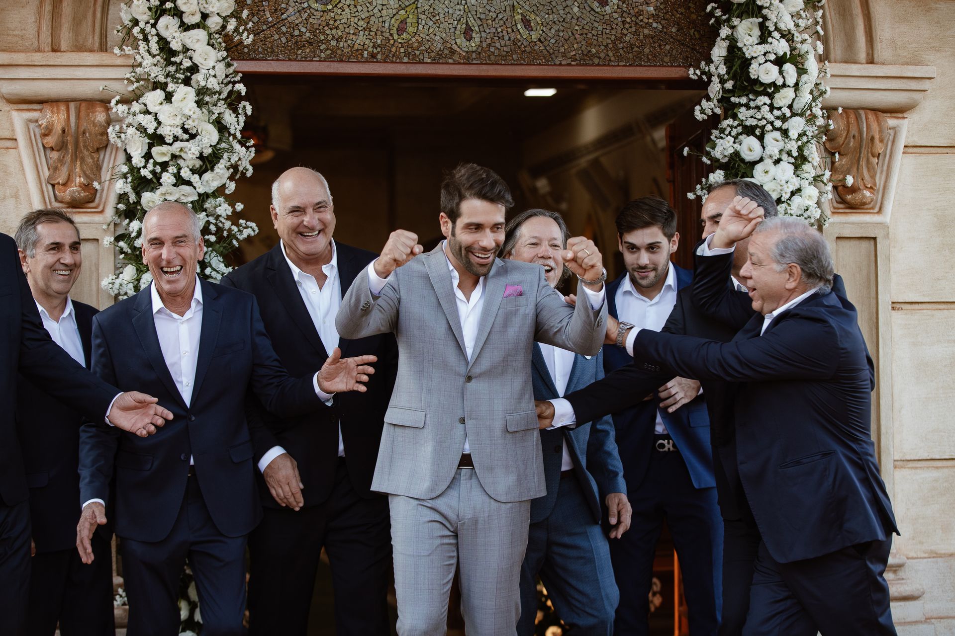 Casamento na Capela Mãe Rainha Orlândia - SP - 1 - 78