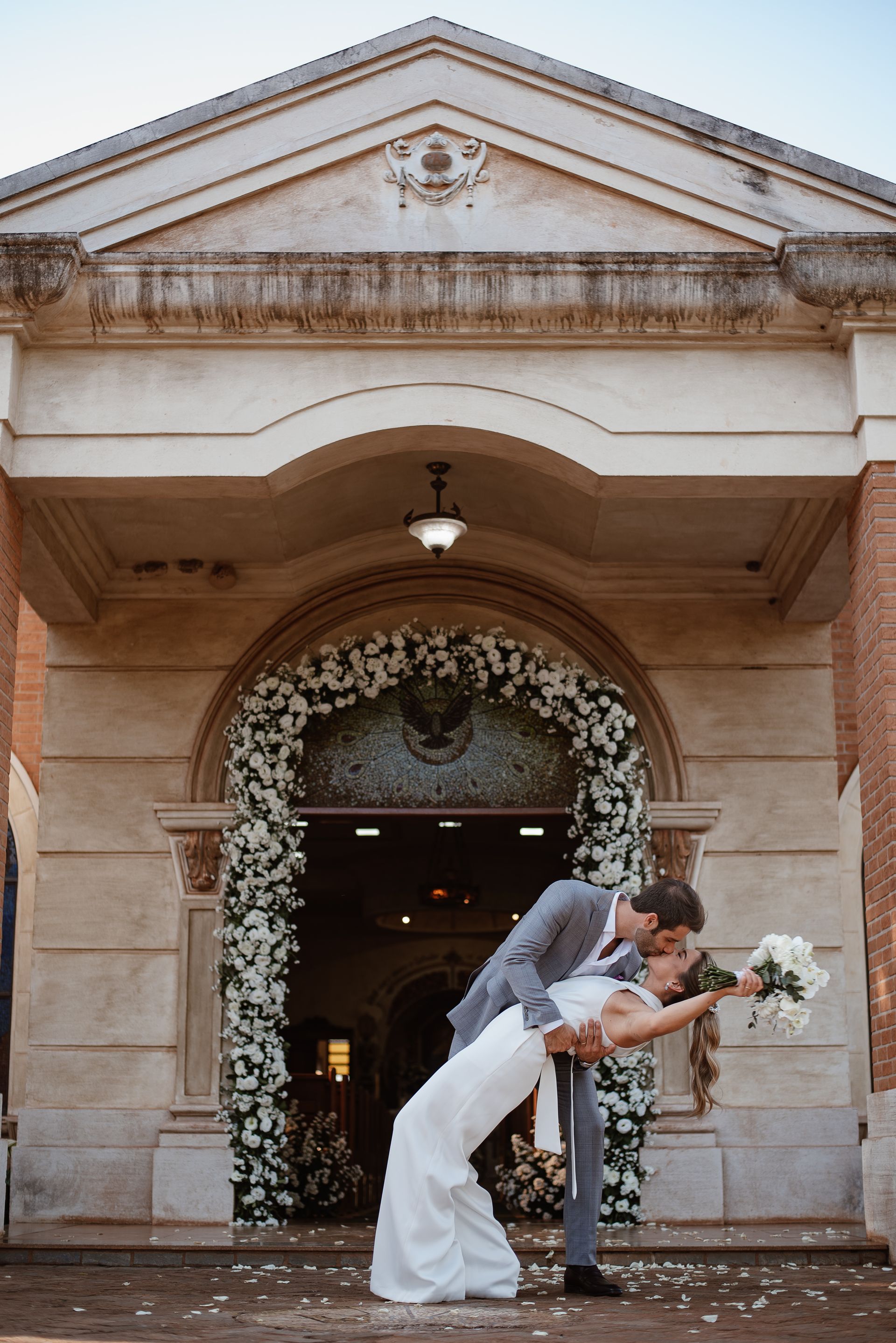 Casamento na Capela Mãe Rainha Orlândia - SP - 1 - 86