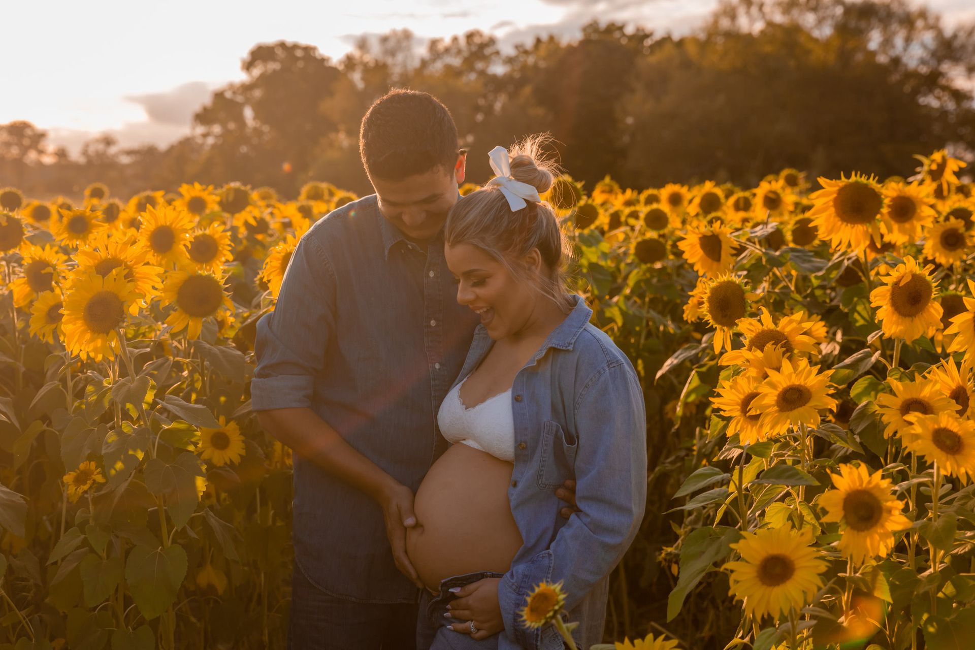 Blooming Love: Estefani's Maternity Photoshoot - 2 - 2