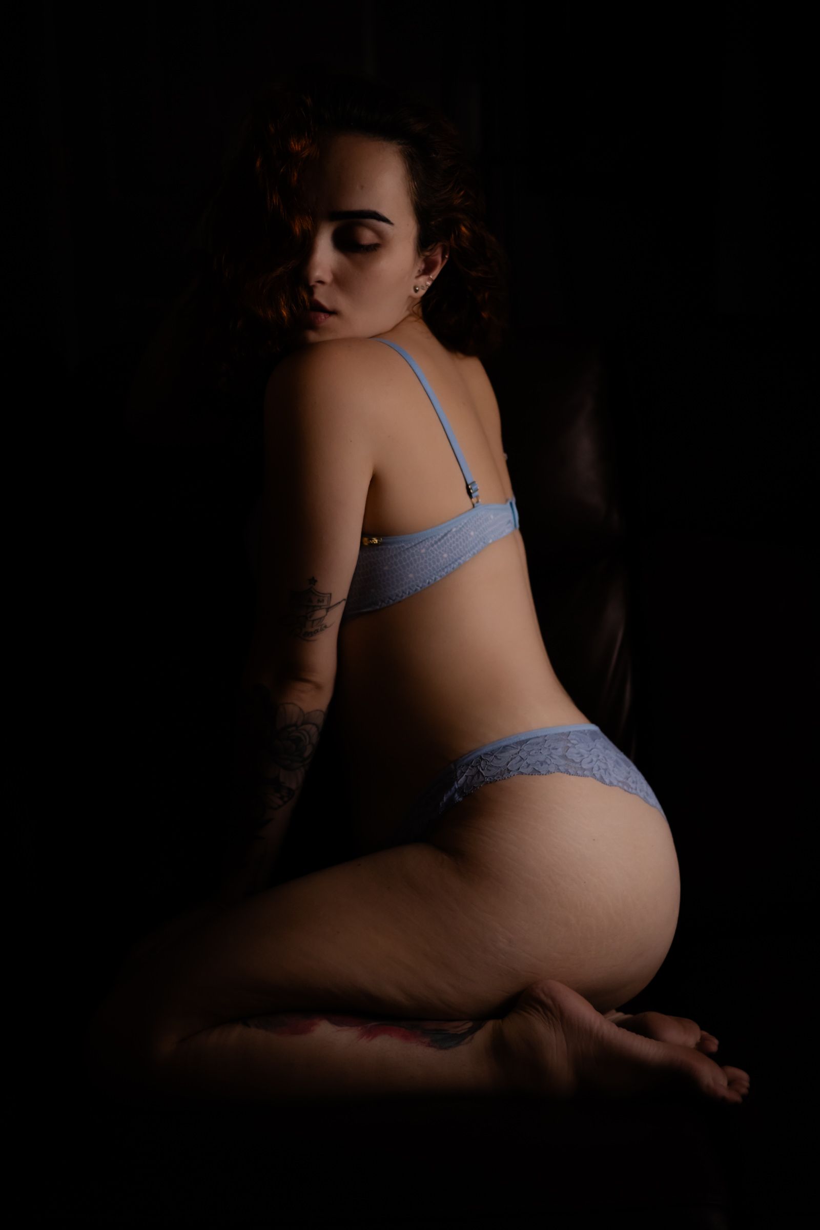 THE BOUDOIR EXPERIENCE - 2 - 5