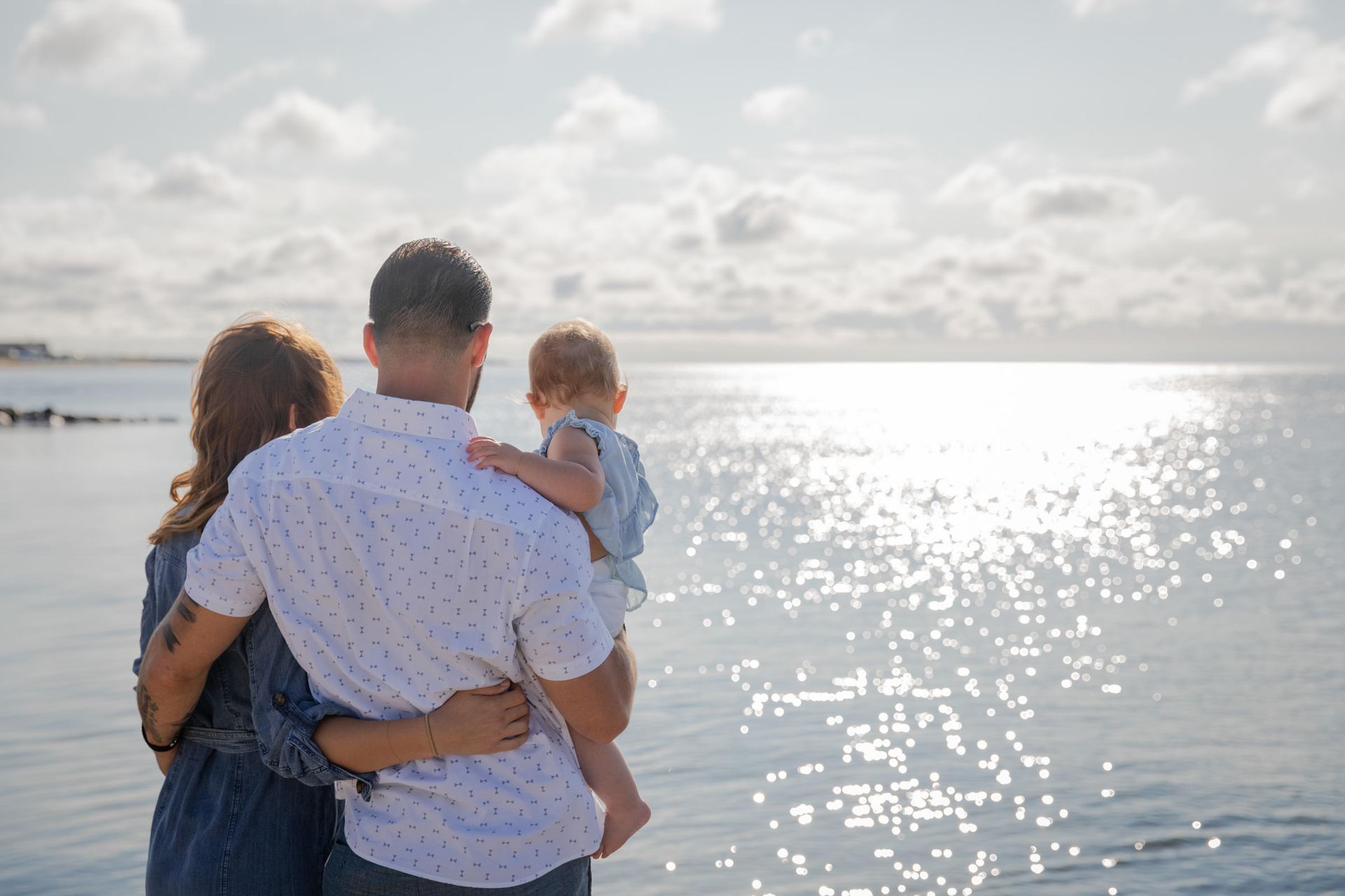 Sunshine and Smiles: The Knaupp 2021 Family Photoshoot - 2 - 0