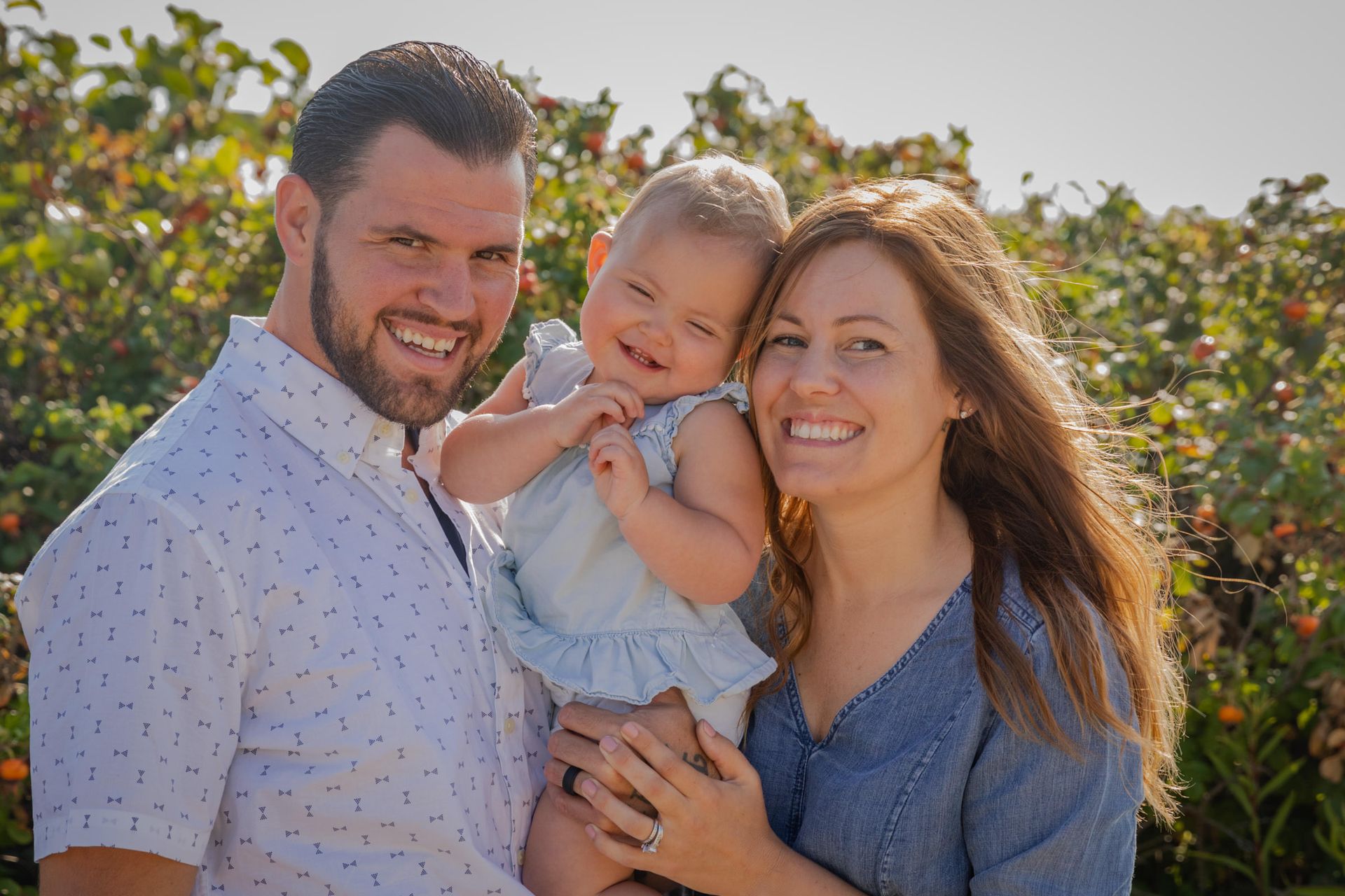 Sunshine and Smiles: The Knaupp 2021 Family Photoshoot - 2 - 2