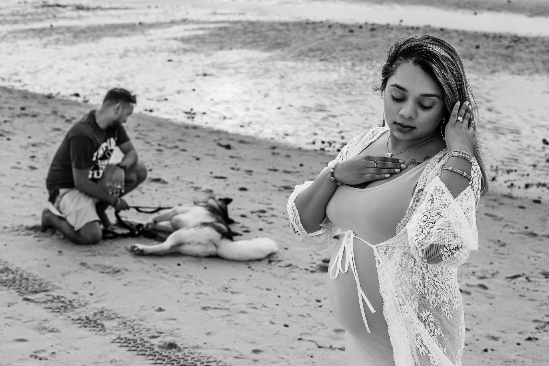 Coastal Bliss: Brittney's Maternity Shoot - 2 - 2