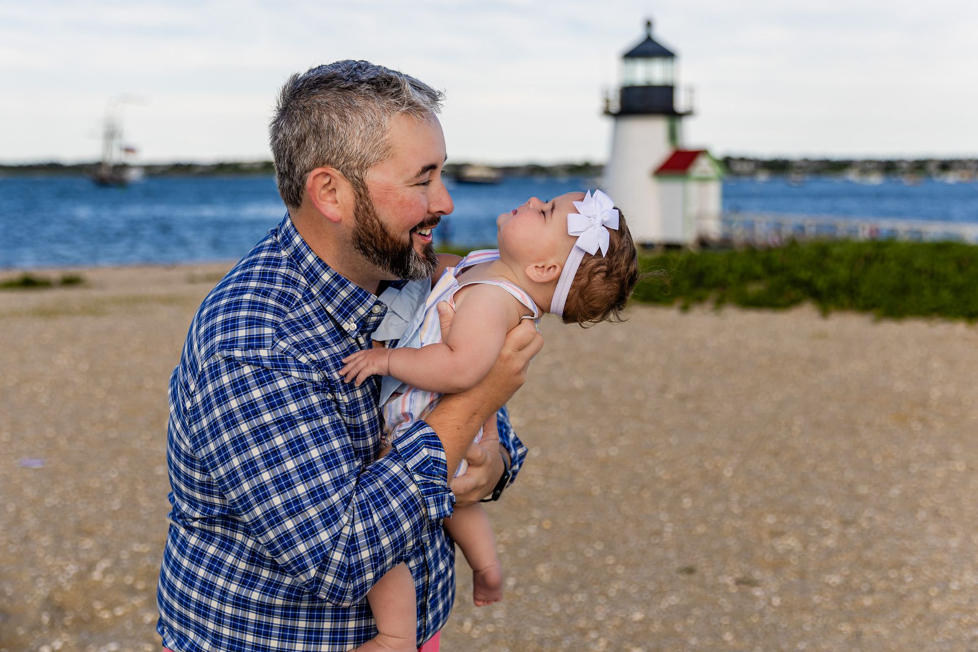 New Beginnings: The Nolans Family’s Joyful Session at Brant Point Lighthouse - 2 - 3