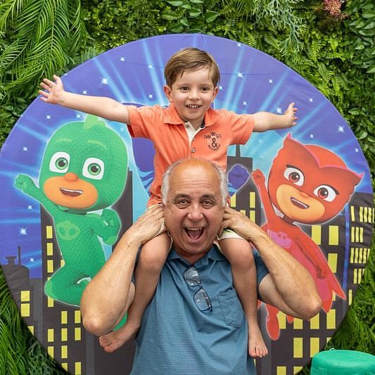 Conheça um pouco mais do nosso trabalho! - 1 - 0