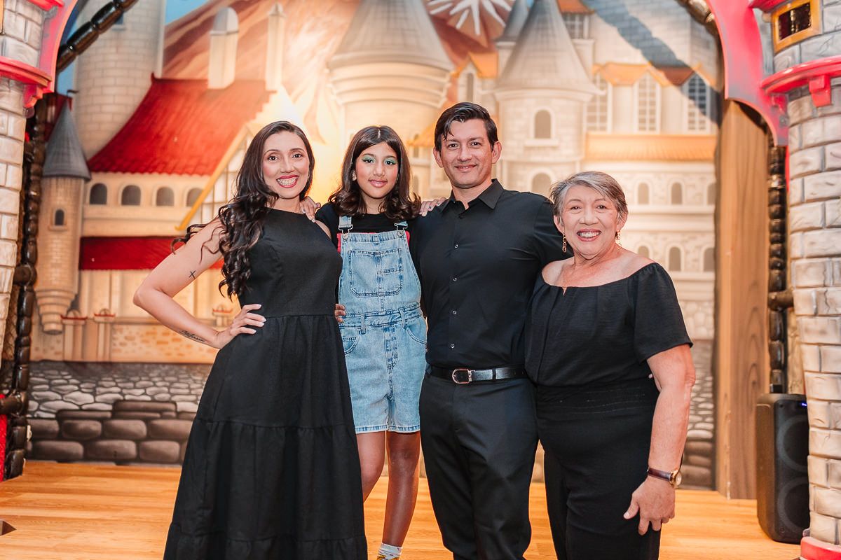 Brenda 10 anos - 2 - 14