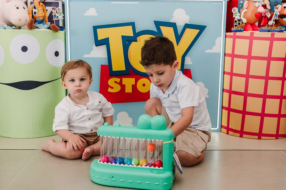 Antônio – 4 anos & João – 1 ano - 2 - 9