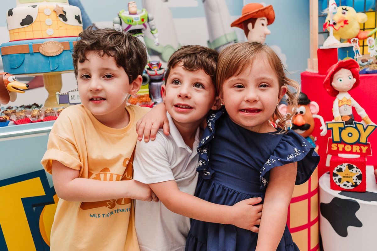 Antônio – 4 anos & João – 1 ano - 2 - 28