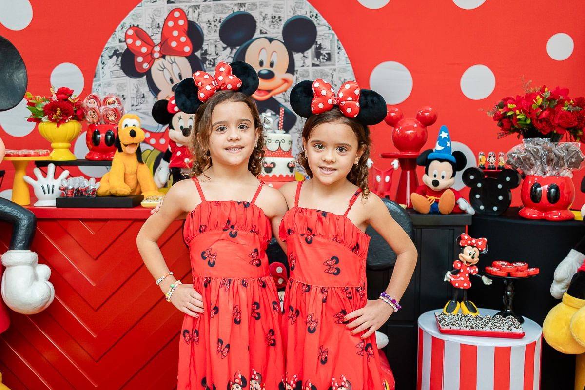 Manuela & Marcela 5 anos - 2 - 0