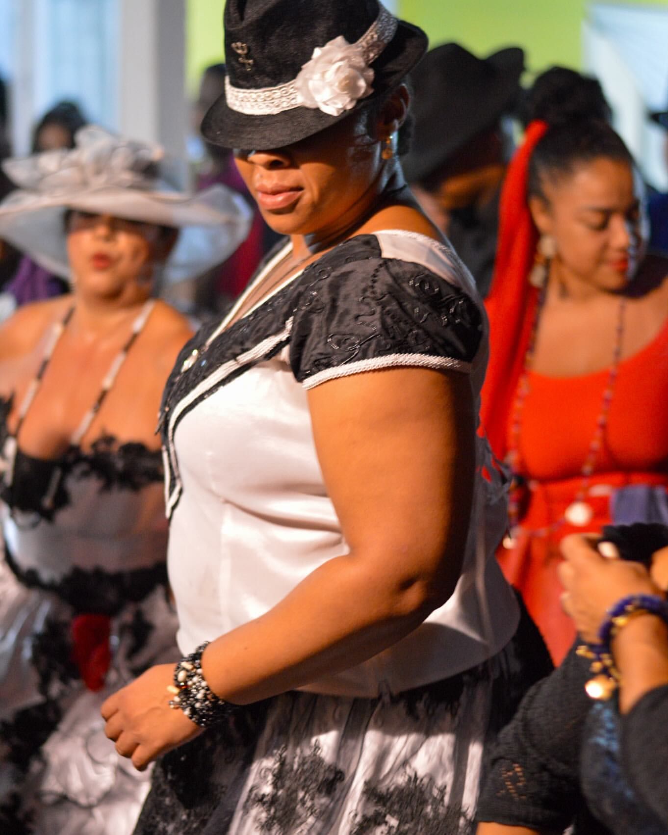 R&B em foco no portifólio - 1 - 9