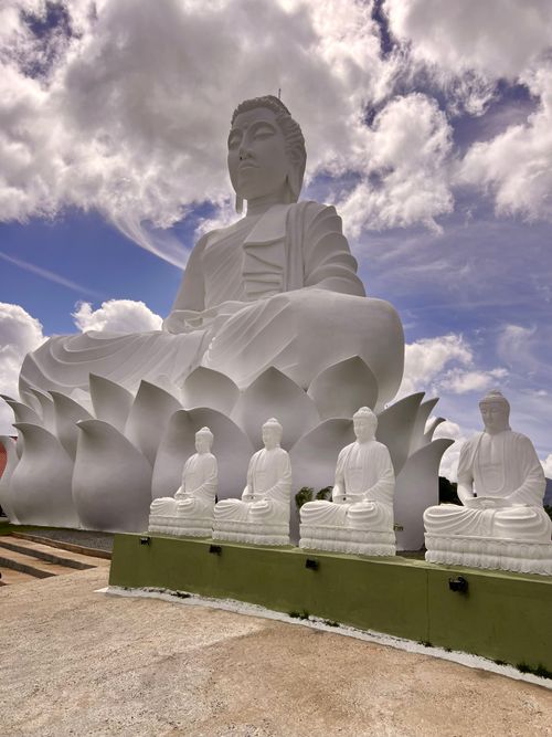 Grande Buda de Ibiraçu: bate e volta de Vitória /grande-buda-de-ibiracu-bate-e-volta-de-vitoria