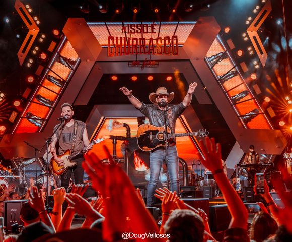 Fernando e Sorocaba estreiam Isso é  Churrasco On Fire em Araçatuba /fernando-e-sorocaba-estreiam-isso-e-churrasco-on-fire-em-aracatuba