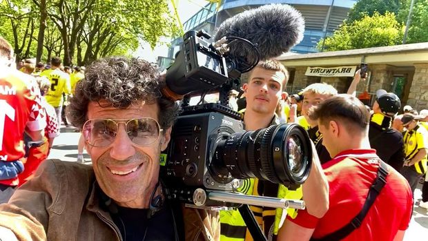 Working as DP for the film 60 years of Bundesliga, Germany. Director Albert Knechtel for ZDF /working-as-dp-for-the-film-60-years-of-bundesliga-germany-director-albert-knechtel-for-zdf