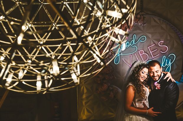 "Amor em Sintonia: A Jornada de Vitoria e Sidicley" /amor-em-sintonia-a-jornada-de-vitoria-e-sidicley