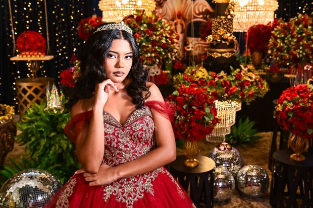 Uma noite mágica: os 15 anos da Ester ✨👑 /uma-noite-magica-os-15-anos-da-ester