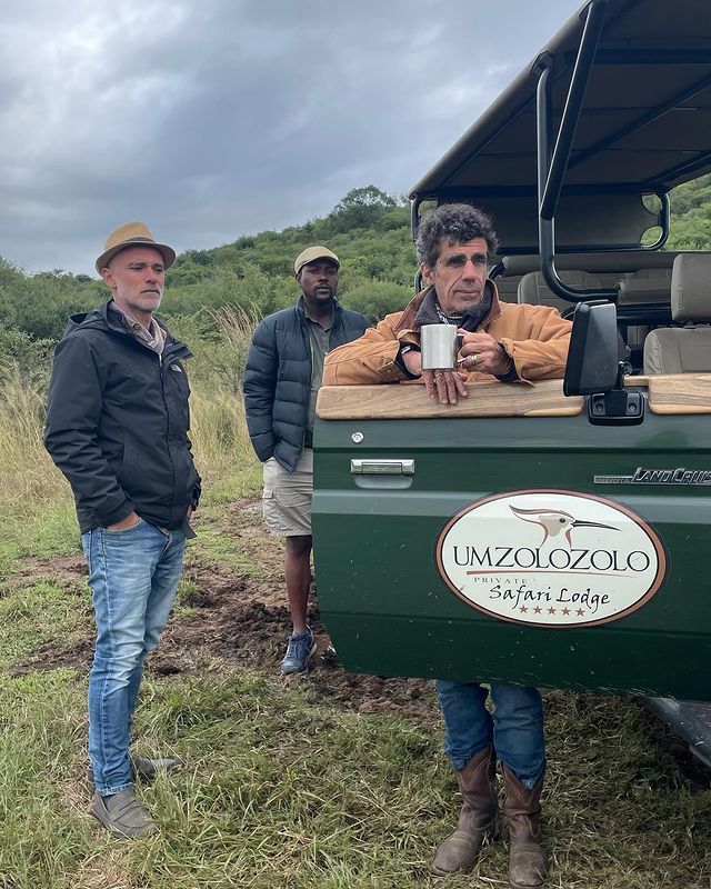 A spectacular end enriching new series for GloboPlay, Brazil. Produced by EDIA.etc. Documenting the fenomenal logistics ofThe most luxurious train, ROVOS RAIL, in the world. An extraordinary finish at the Victoria Falls 🤩 - 3