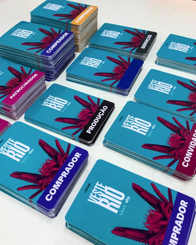 Crachás e cartões de PVC /crachas-e-cartoes-de-pvc