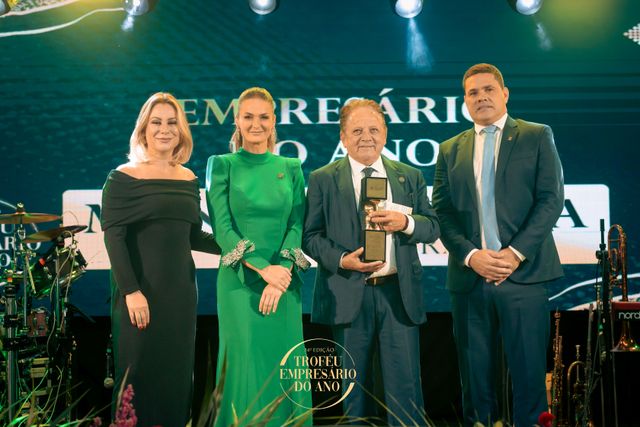 Troféu Empresário do Ano - ACII /trofeu-empresario-do-ano-acii