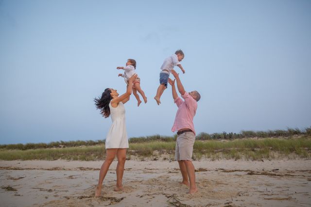 Beach Adventures: The Beals Family's Photo Shoot /beach-adventures-the-beals-familys-photo-shoot