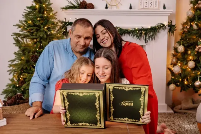 Ensaio fotográfico de Natal no estúdio em Capitão - Natal 2025 /ensaio-fotografico-de-natal-no-estudio-em-capitao-natal-2025