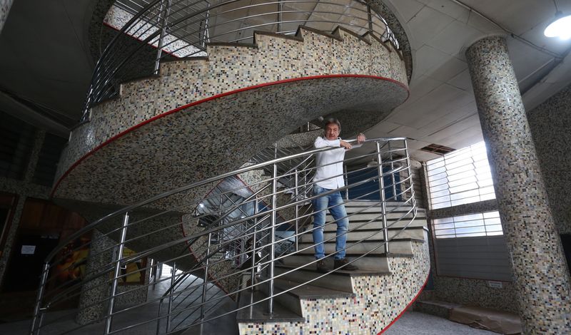 Livro sobre Roberto Toledo traz história do rádio em Rio Preto /livro-sobre-roberto-toledo-traz-historia-do-radio-em-rio-preto