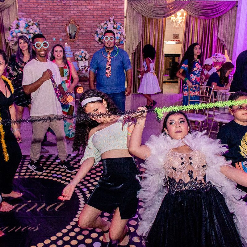 THAINÁ SILVA - A FESTA DE 15 ANOS - 2 - 2