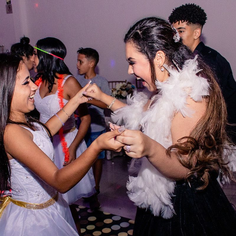 THAINÁ SILVA - A FESTA DE 15 ANOS - 2 - 0