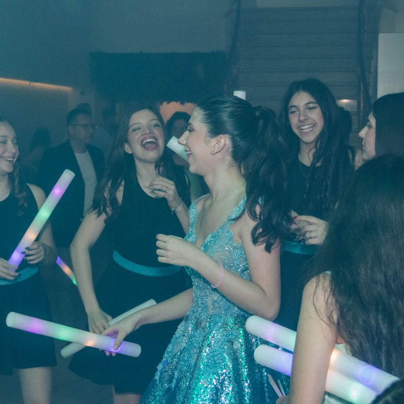 Festa de 15 Anos da Ester no Pavanelli Vila Olímpia – Um Baile de Debutante Inesquecível em São Paulo - 2 - 1