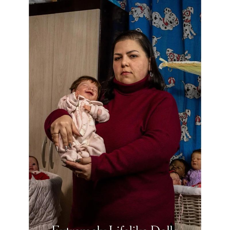 Re-Born Dolls in Brazil by Pri Ribeiro for the New York Times - 3 - 1